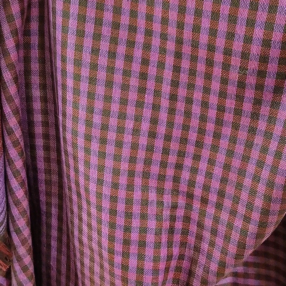Eddie Bauer reversible scarf. The colors are brown, burgandy, and a fushia. - Picture 3 of 5